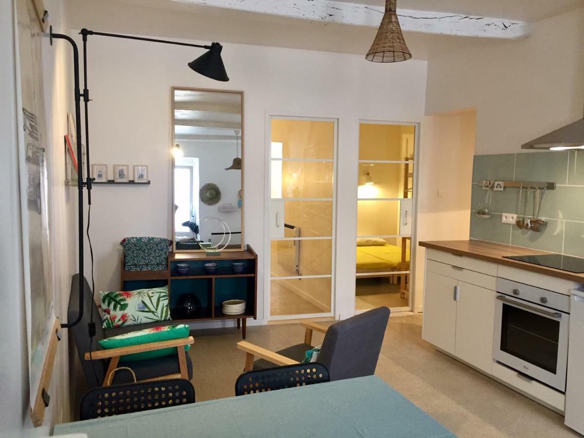 Flat In The Historical City Center Ла Сиота Екстериор снимка